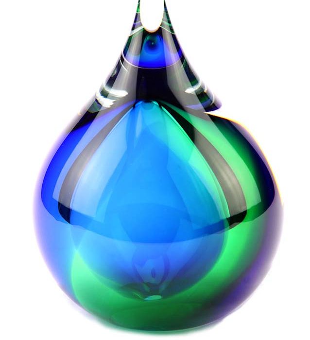 petits verres cristal D urne bulle glau vert